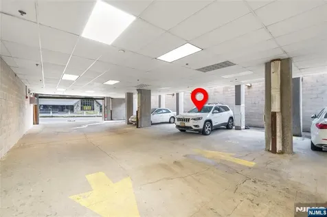 399 11th Palisades Park NJ 07650