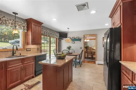 36 Underwood Road Montville Township NJ 07045