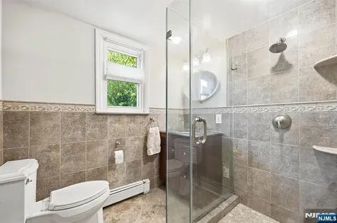 36 Calumet Avenue Oakland NJ 07436