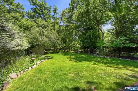 36 Calumet Avenue Oakland NJ 07436