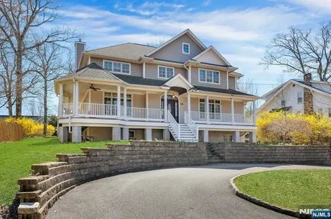 26 Sunset Road Livingston NJ 07039