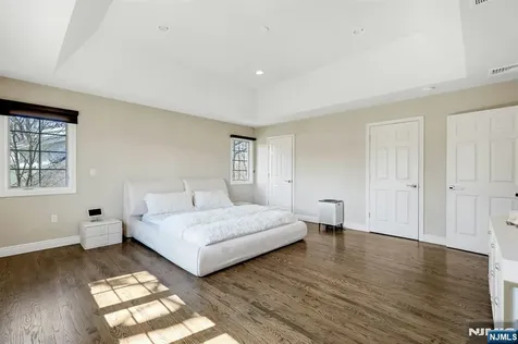 26 Sunset Road Livingston NJ 07039