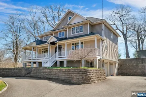 26 Sunset Road Livingston NJ 07039