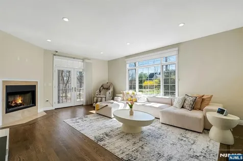 26 Sunset Road Livingston NJ 07039
