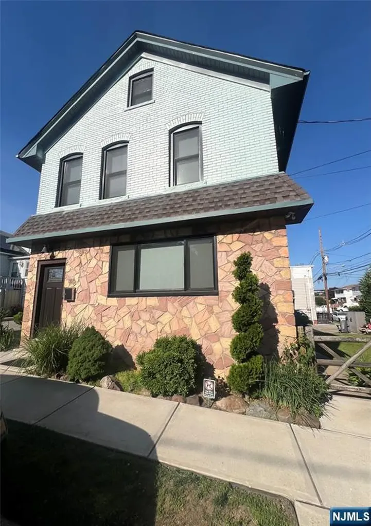 80 Ray Street Garfield NJ 07026