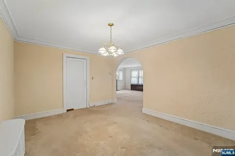124 Walker Road West Orange NJ 07052