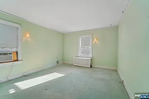 124 Walker Road West Orange NJ 07052