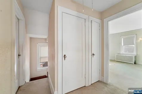 124 Walker Road West Orange NJ 07052
