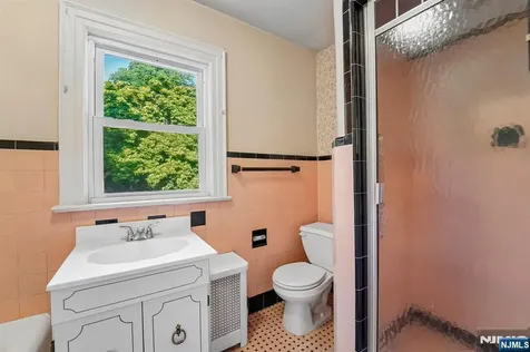 124 Walker Road West Orange NJ 07052