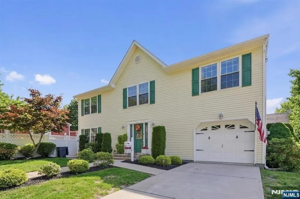 81 Hudson Avenue Ridgefield Park NJ 07660