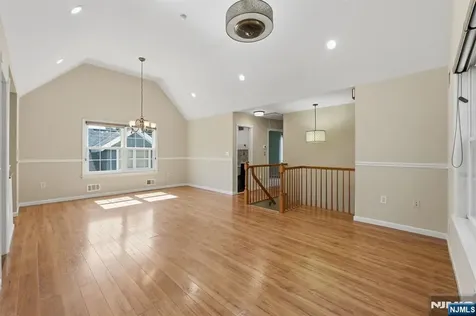 81 Hudson Avenue Ridgefield Park NJ 07660