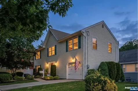 81 Hudson Avenue Ridgefield Park NJ 07660