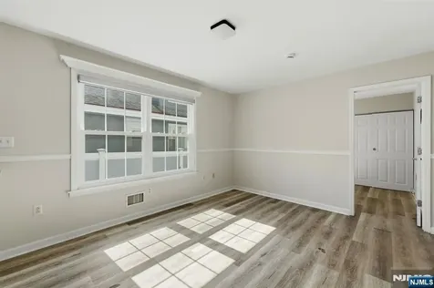 81 Hudson Avenue Ridgefield Park NJ 07660