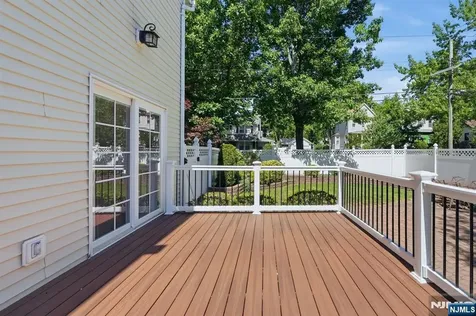 81 Hudson Avenue Ridgefield Park NJ 07660