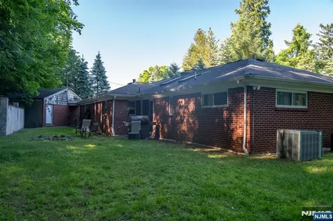 45 Peters Lane North Haledon NJ 07508