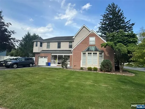 57 Eckerson Avenue Closter NJ 07632