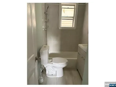 93 Highland Street Paterson NJ 07524