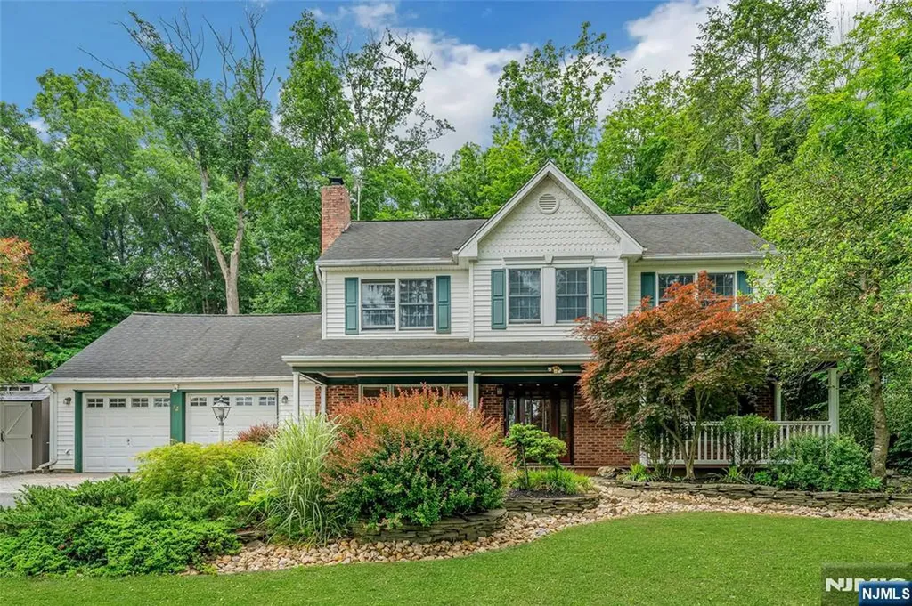 72 Mountain Avenue Warren NJ 07059