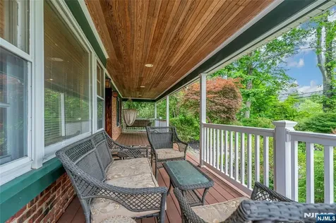 72 Mountain Avenue Warren NJ 07059