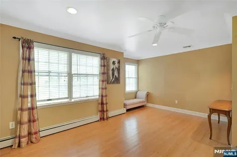 72 Mountain Avenue Warren NJ 07059