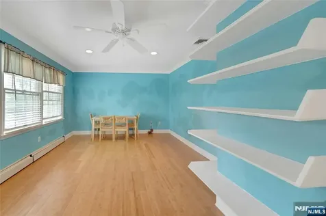 72 Mountain Avenue Warren NJ 07059
