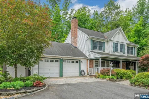 72 Mountain Avenue Warren NJ 07059