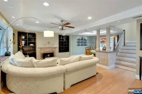 72 Mountain Avenue Warren NJ 07059