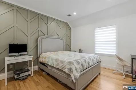 12 Florence Avenue South River NJ 08882