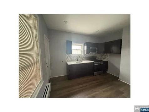 93 Highland Street Paterson NJ 07524