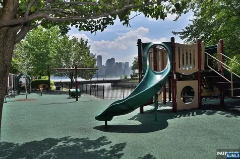 377 Kingston Court West New York NJ 07093