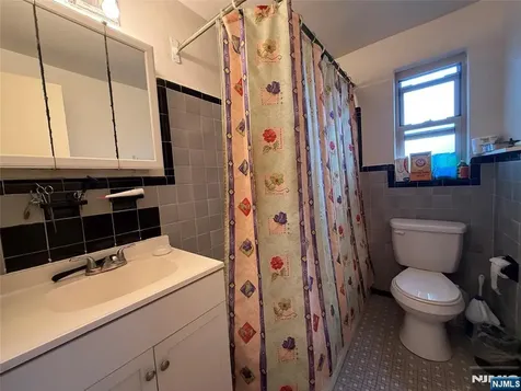 429 Plateau Avenue Fort Lee NJ 07024