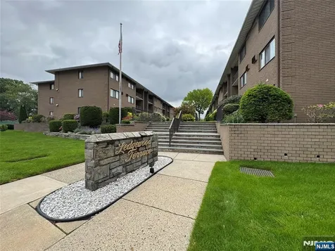 460B Liberty Little Ferry NJ 07643