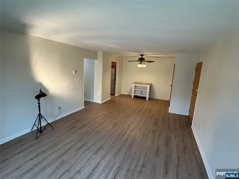 460B Liberty Little Ferry NJ 07643