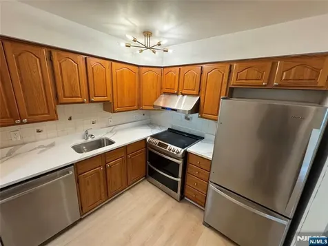 460B Liberty Little Ferry NJ 07643