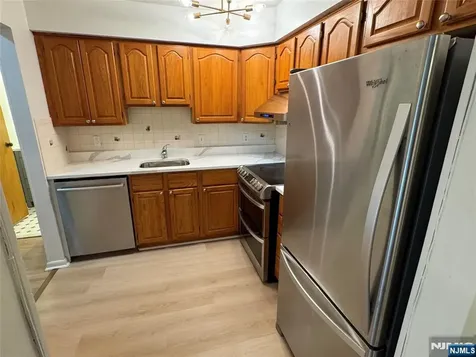 460B Liberty Little Ferry NJ 07643