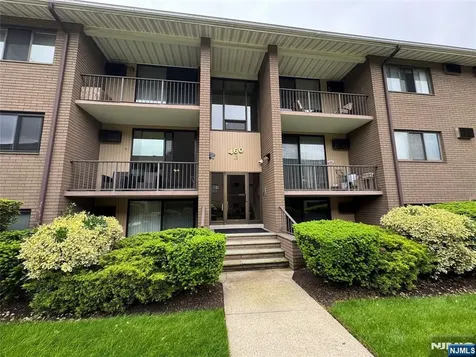 460B Liberty Little Ferry NJ 07643
