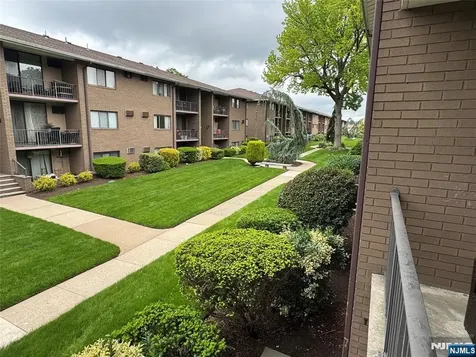 460B Liberty Little Ferry NJ 07643