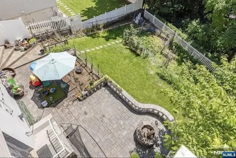 850 Edgewater Avenue Ridgefield NJ 07657