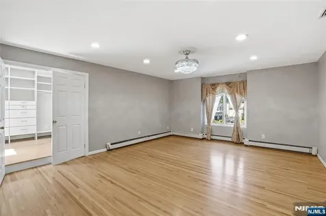 2 Woodside Avenue West Caldwell NJ 07006