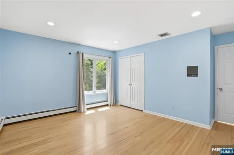 2 Woodside Avenue West Caldwell NJ 07006
