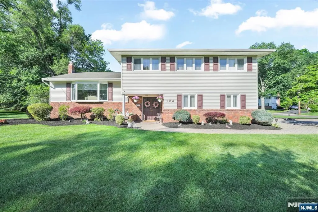 184 Andover Drive Wayne NJ 07470