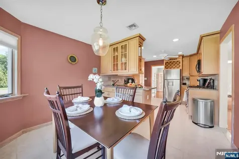 184 Andover Drive Wayne NJ 07470