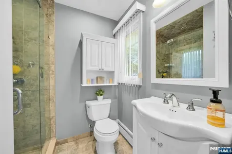 184 Andover Drive Wayne NJ 07470