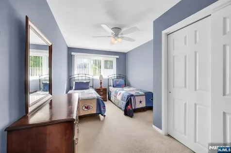 184 Andover Drive Wayne NJ 07470