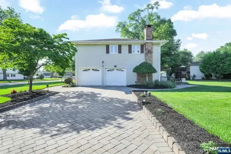 184 Andover Drive Wayne NJ 07470