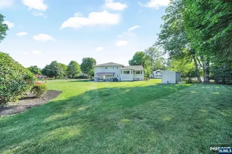 184 Andover Drive Wayne NJ 07470