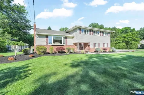 184 Andover Drive Wayne NJ 07470
