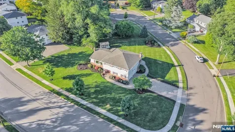 184 Andover Drive Wayne NJ 07470