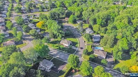 184 Andover Drive Wayne NJ 07470