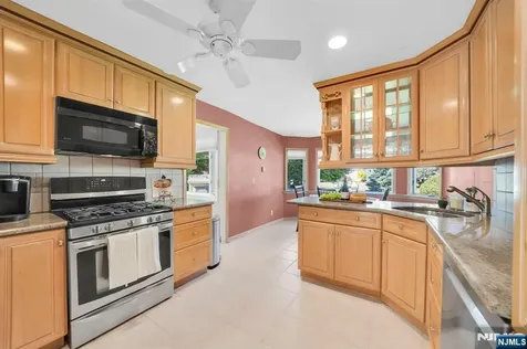184 Andover Drive Wayne NJ 07470